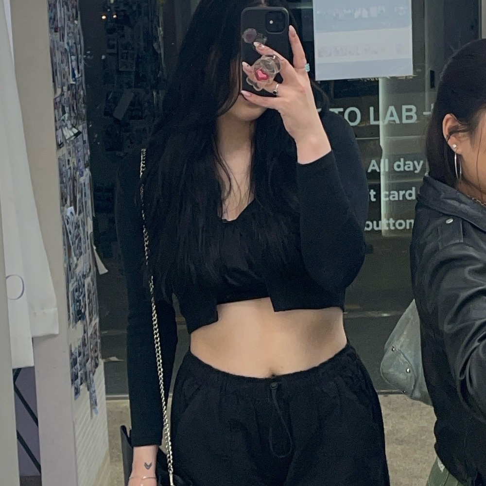 Black crop top